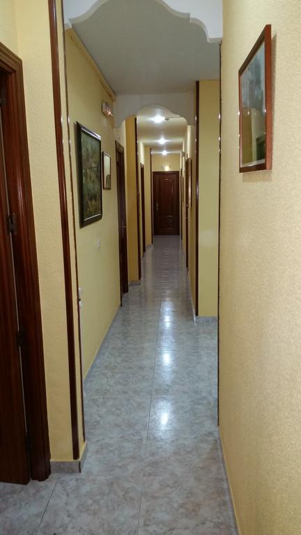 Hostal Angelines Madrid Exterior photo